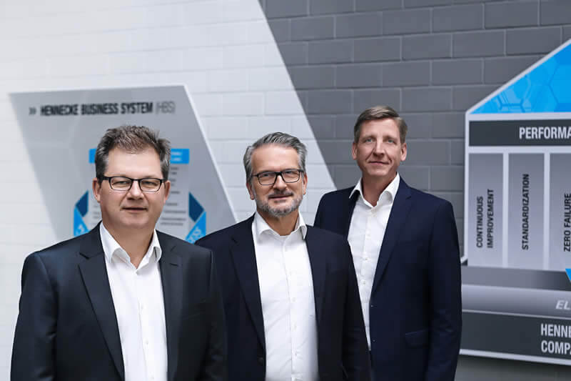 The management of the Hennecke GROUP – from left to right: Rolf Trippler (CSO), Thomas Wildt (CEO) and Christian Kleinjung (CFO) The management of the Hennecke GROUP – from left to right: Rolf Trippler (CSO), Thomas Wildt (CEO) and Christian Kleinjung (CFO)